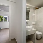 Villa Costazia *