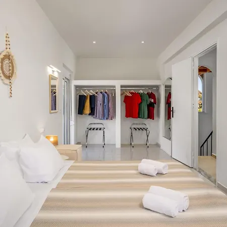 Willa Costazia Kalithies