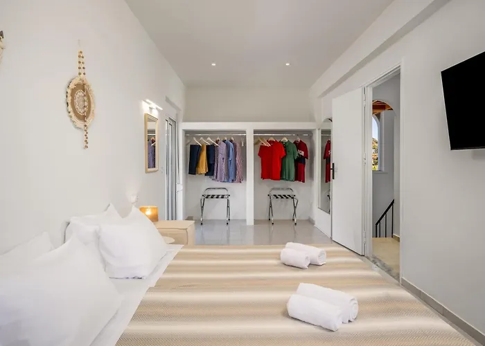Βίλα Costazia Καλυθιές