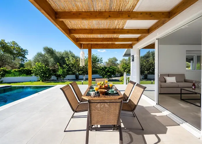 빌라 Costazia Kalithies